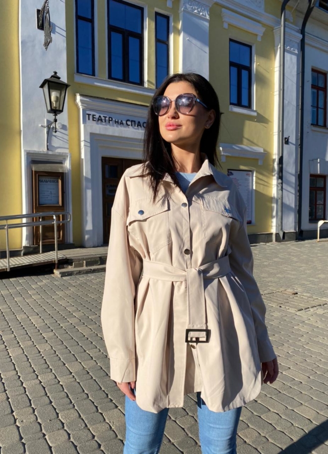 Куртка-рубашка женская бежевого цвета модель № 21106 меха малина