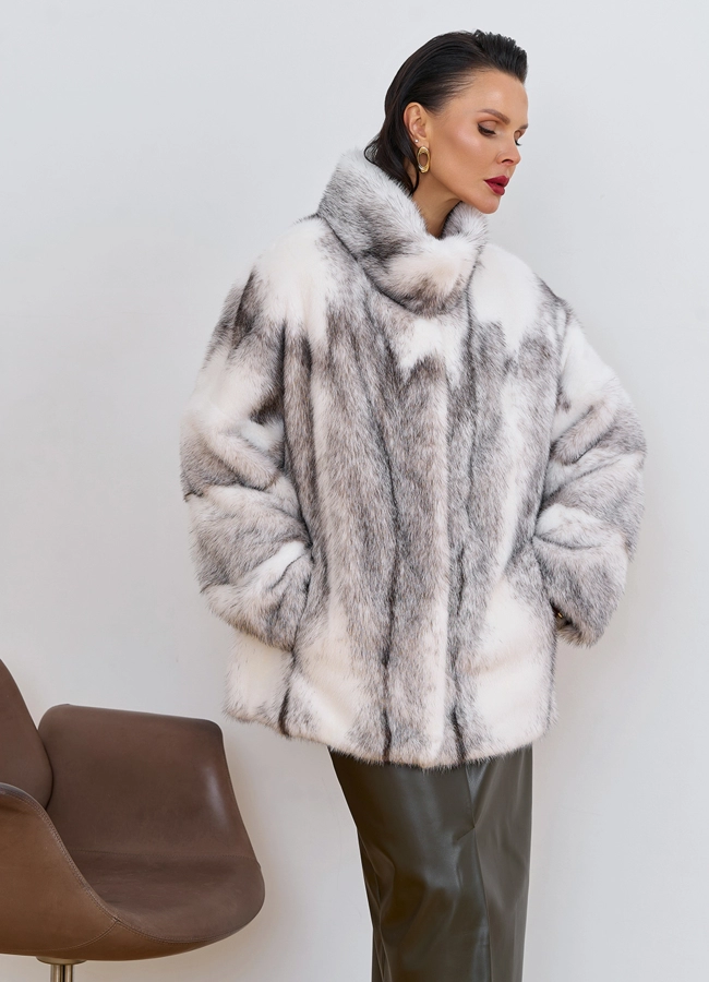 Коротка шуба из норки крестовки модель № 31319 в рассрочку