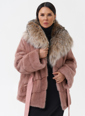 Короткая шуба из норки с капюшоном из рыси