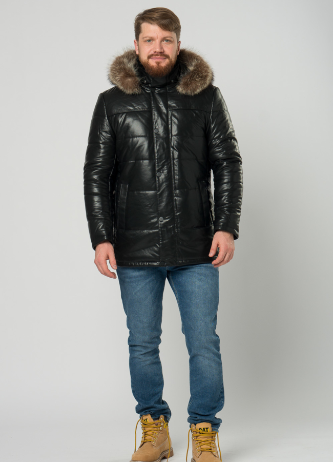 фото Мужской пуховик из эко кожи с капюшоном и отделкой из енота модель № 21967