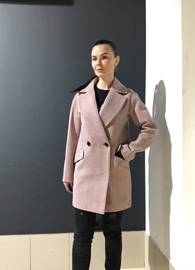 Пальто женское в цвете пудра модель № 5565/1 в кредит