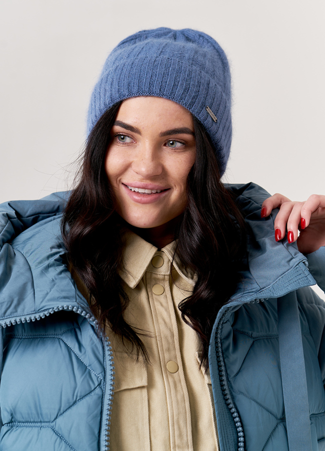 Шапка  модель № 10733 универмаг малина