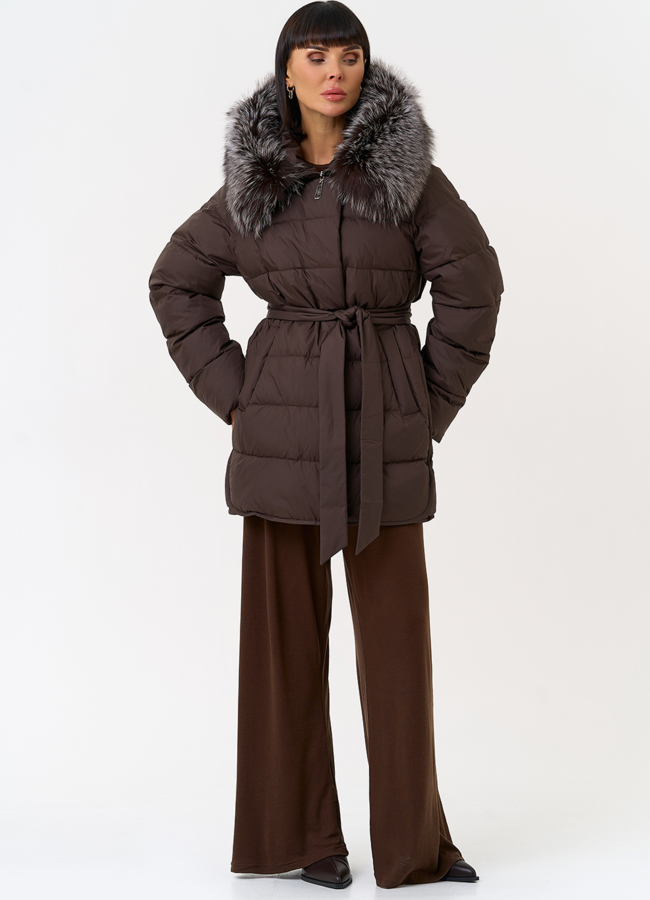 Женский пуховик с капюшоном из меха чернобурки модель № 31516 универмаг малина Женский пуховик с капюшоном из меха чернобурки модель № 31516 универмаг малина