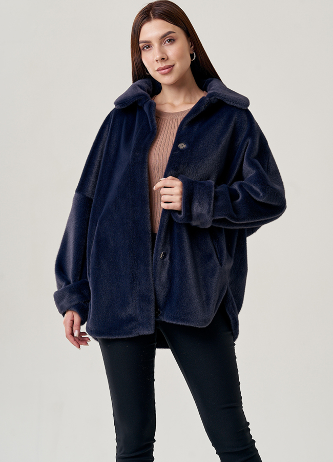 Куртка из эко меха синего цвета  модель № 22957 в рассрочку