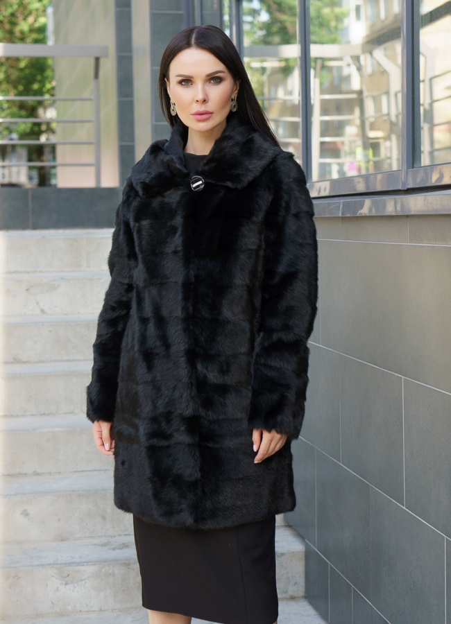 Норковая шуба с капюшоном  модель № 5153 меха малина