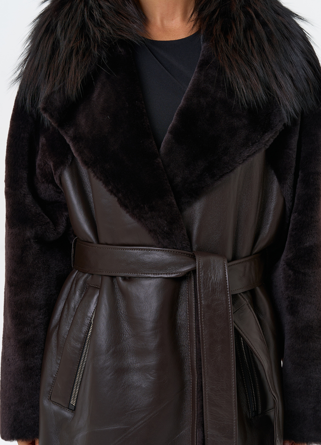 Женская натуральная дубленка с воротником из меха лисы модель № 31609 универмаг малина Женская натуральная дубленка с воротником из меха лисы модель № 31609 универмаг малина