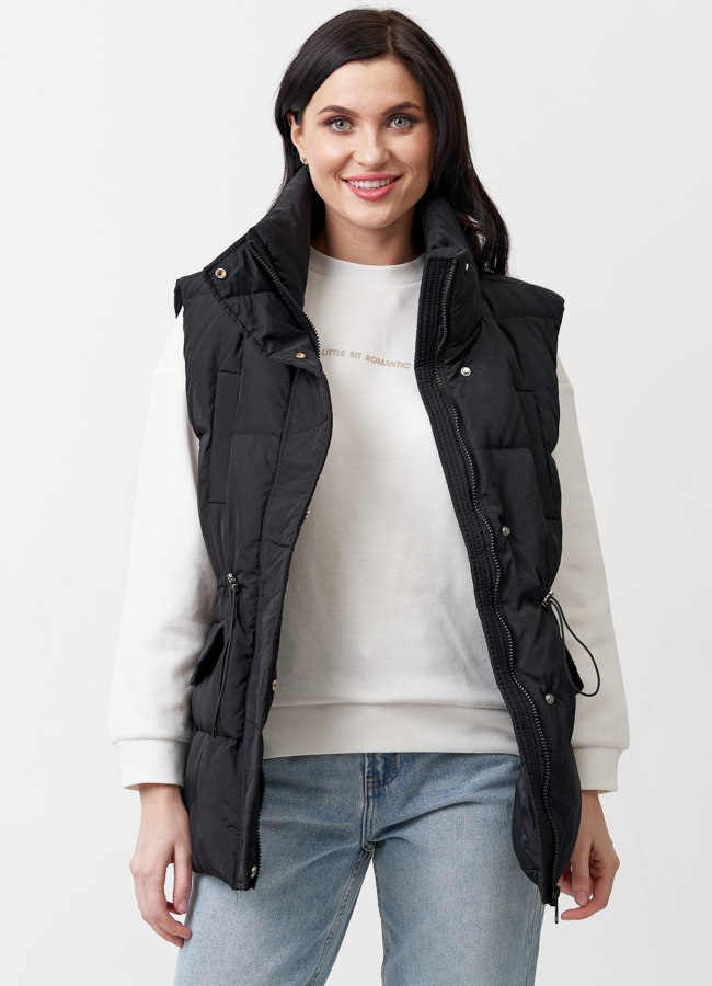 Женский жилет  модель № 24490 меха малина