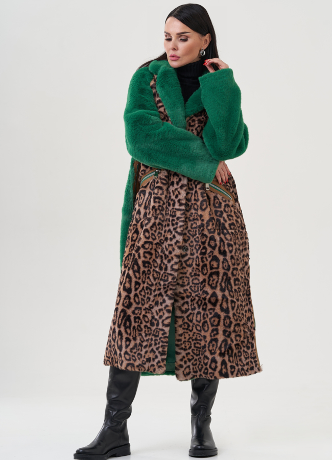 Пальто с анималистичным принтом из эко меха модель № 24916 в рассрочку