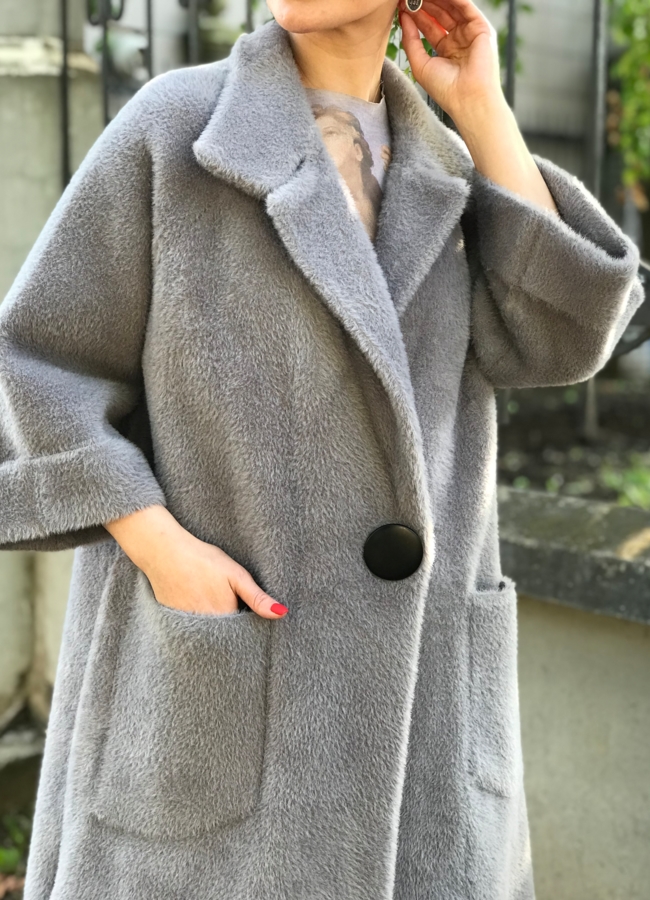 фото Пальто с английским воротником и накладными карманами модель № 1856