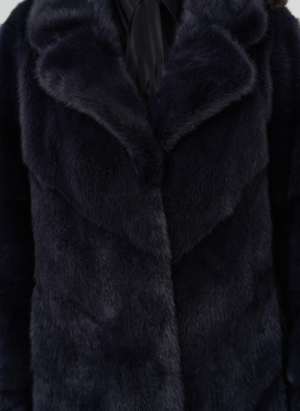 Шуба в цвете графит с английским воротником