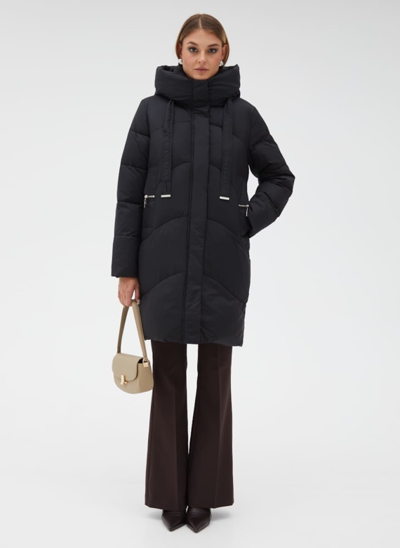 Женский пуховик с капюшоном