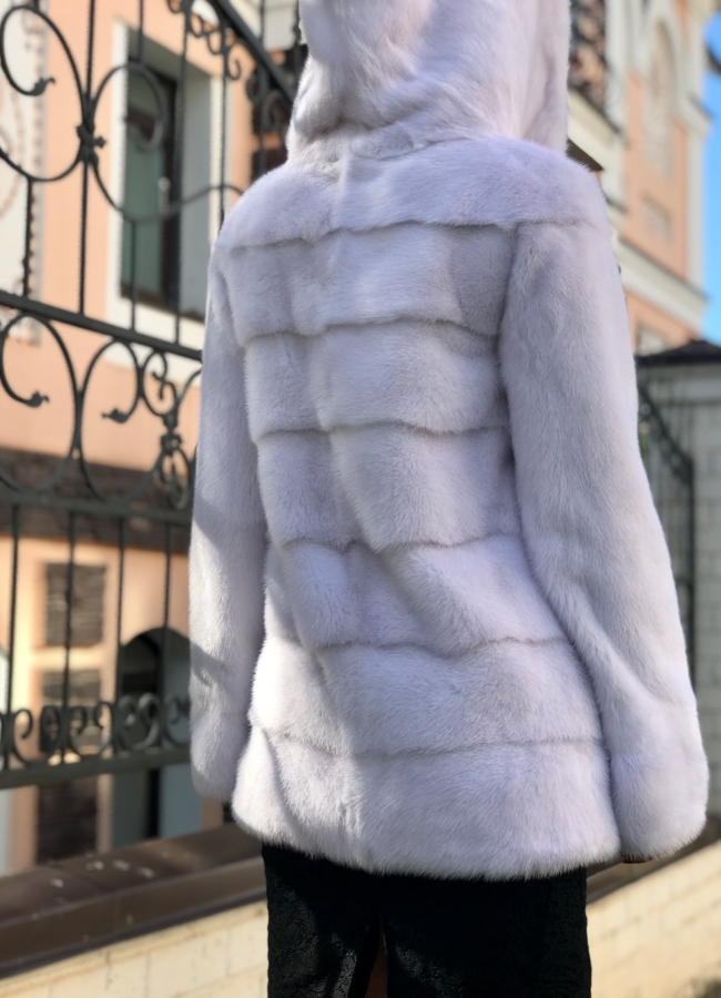 Норковая шуба укороченная с капюшоном модель № 94515 универмаг малина