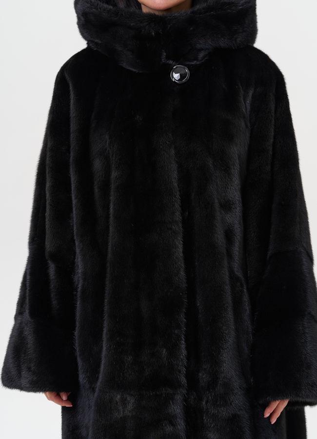 Женская шуба из меха норки с капюшоном модель № 27546 универмаг малина