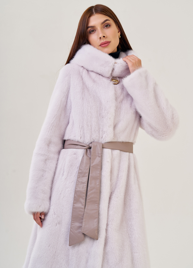 Светлая норковая шуба с капюшоном модель № 78827 универмаг малина