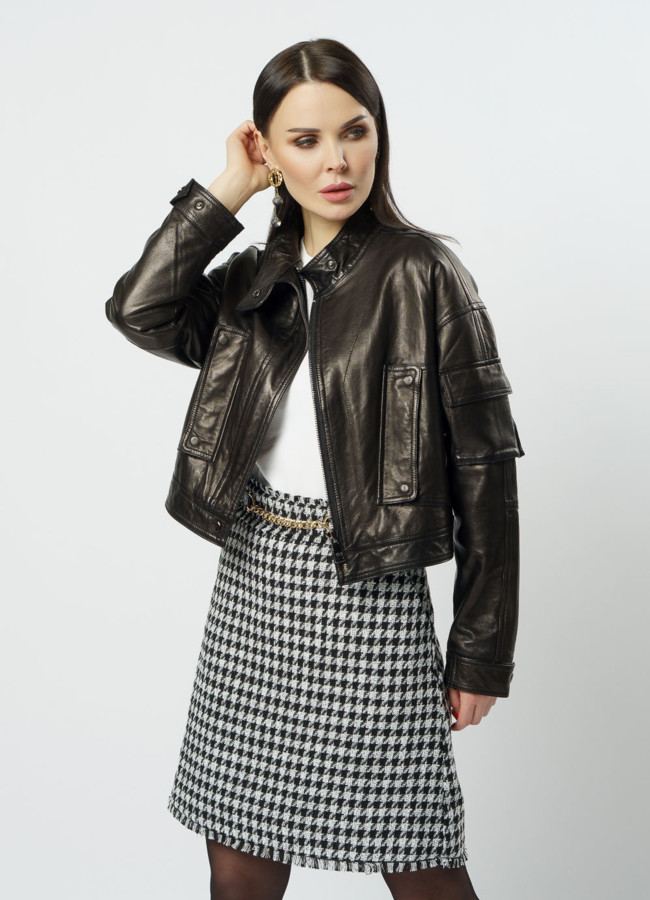 Укороченная женская куртка из кожи модель № 20495 универмаг малина