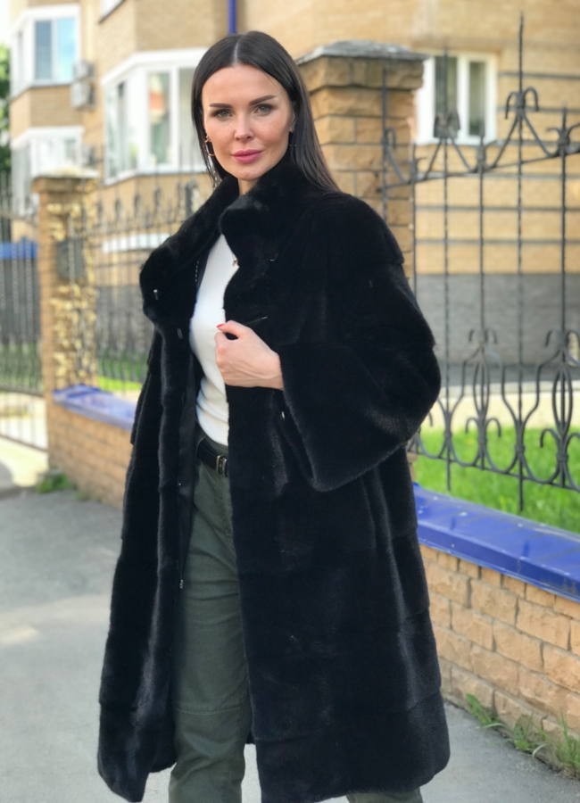 Женское пальто из скандинавской норки модель № S-765 меха малина