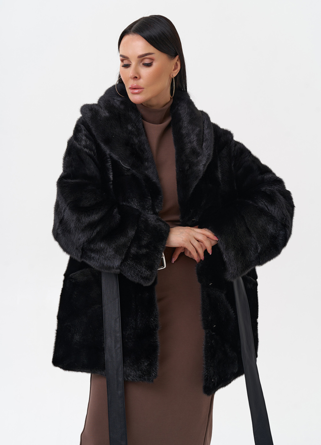 Короткая норковая шуба с капюшоном модель № 29255 универмаг малина