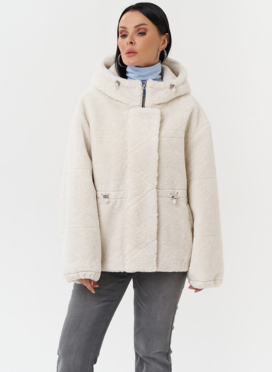 Куртка из эко меха с капюшоном