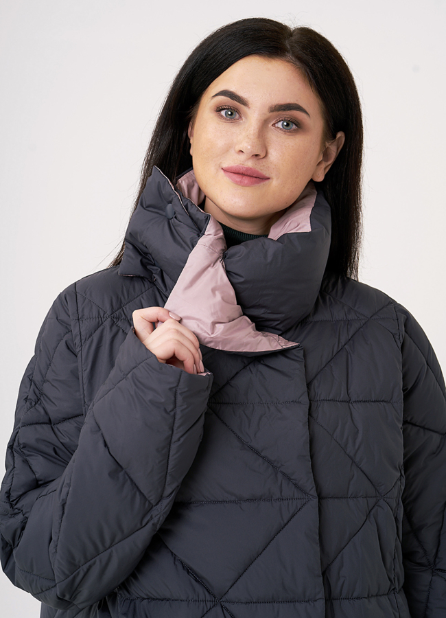 Пуховик на кнопках темно-серого цвета модель № 110143 в рассрочку