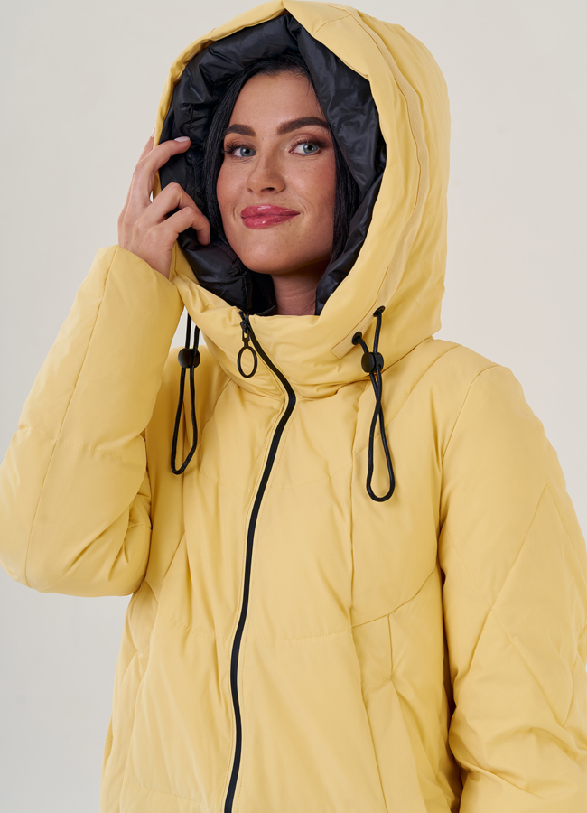 Женский пуховик с капюшоном  модель № 3316 в рассрочку