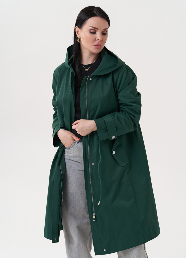 Плащ зеленого цвета с капюшоном модель № 2362 в рассрочку