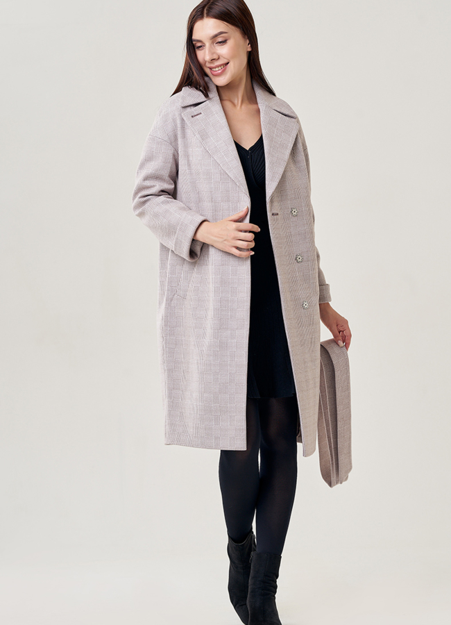 Светлое женское пальто с английским воротником модель № 22951 универмаг малина