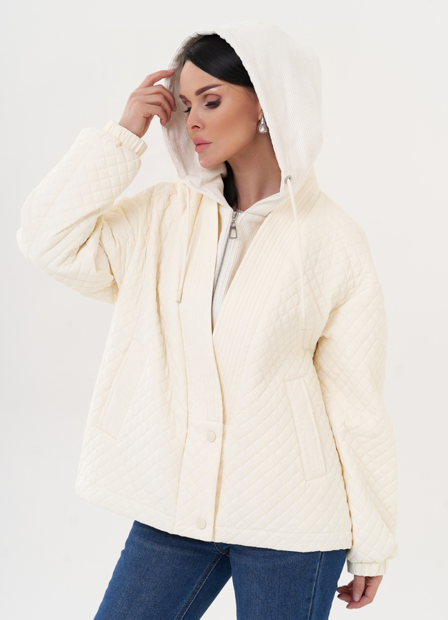 Светлая куртка с капюшоном модель № 27003 универмаг малина
