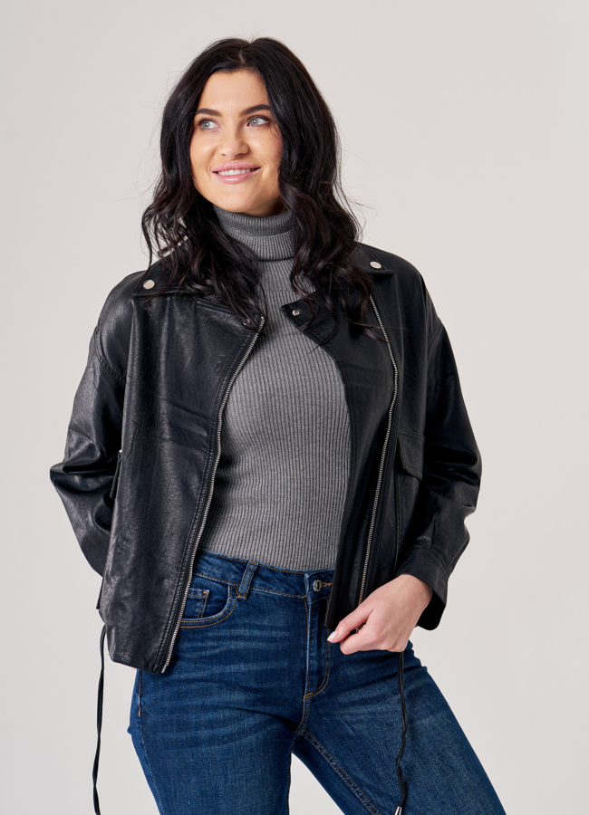 Куртка оверсайз из искусственной кожи модель № 20642 универмаг малина