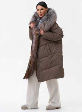 Пуховик с отделкой из меха блюфрост