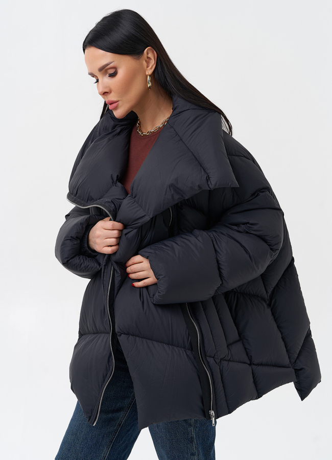Женский пуховик черного цвета  модель № 28970 универмаг малина