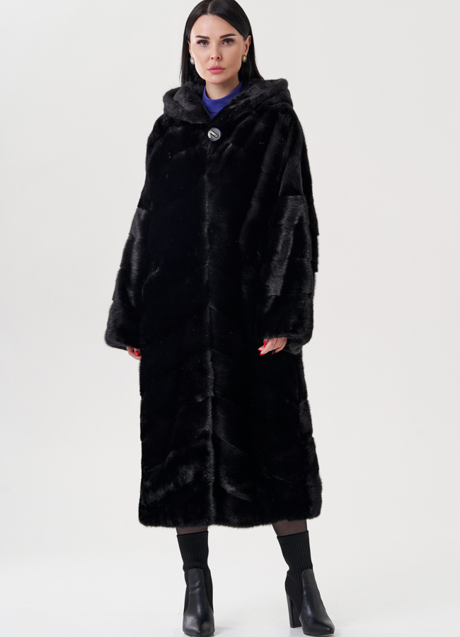 Шуба из норки черного цвета с капюшоном  модель № 23085 в рассрочку