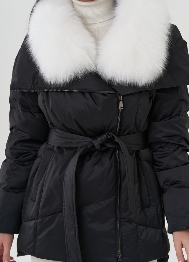 Короткий женский пуховик с поясом модель № 25729 в рассрочку
