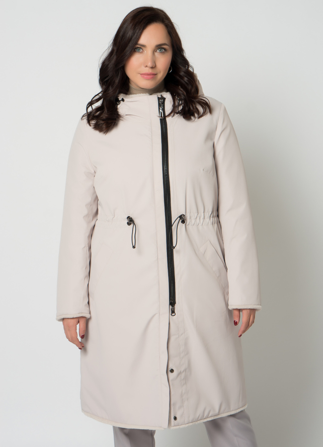 Двухстороннее полупальто из эко меха с капюшоном модель № 19010 универмаг малина