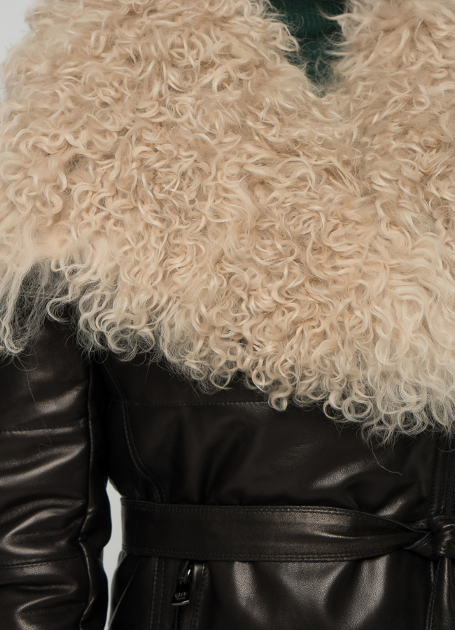 Пуховик из натуральной кожи с мехом модель № 72916 универмаг малина