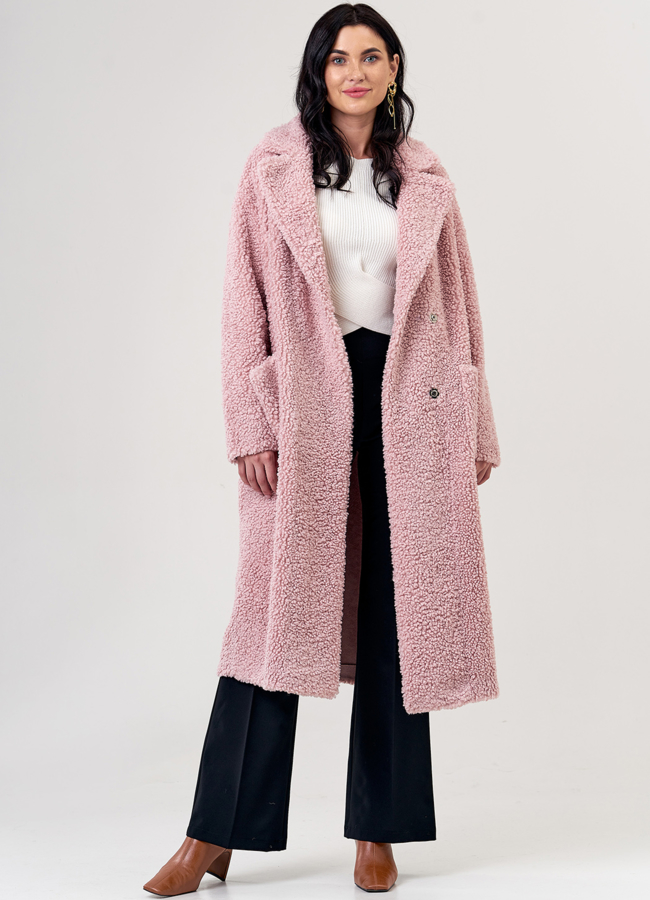 Пальто из эко меха розового цвета с английским воротником модель № 19435 универмаг малина