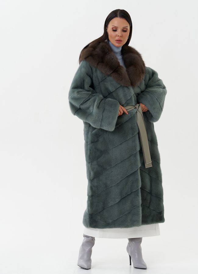 Норковая шуба с капюшоном из меха куницы модель № 27848 универмаг малина