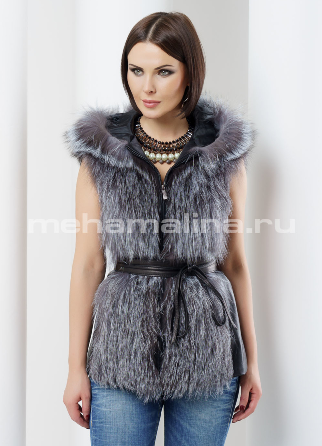 Жилет из чернобурки модель № M-116 меха малина