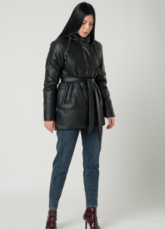 фото Женская куртка из эко кожи с поясом модель № 22318