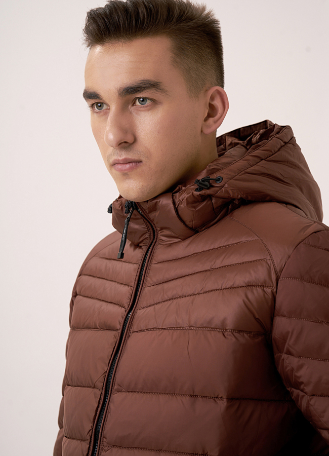 Мужская куртка со съемным капюшоном модель № 1685 в рассрочку