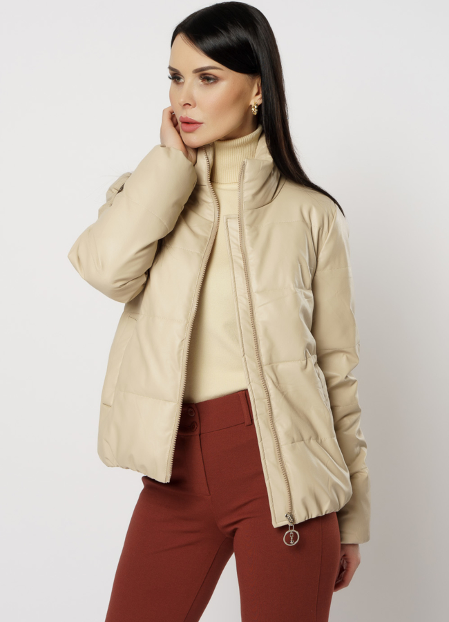 Женская куртка из эко кожи бежевого цвета модель № 5031 универмаг малина