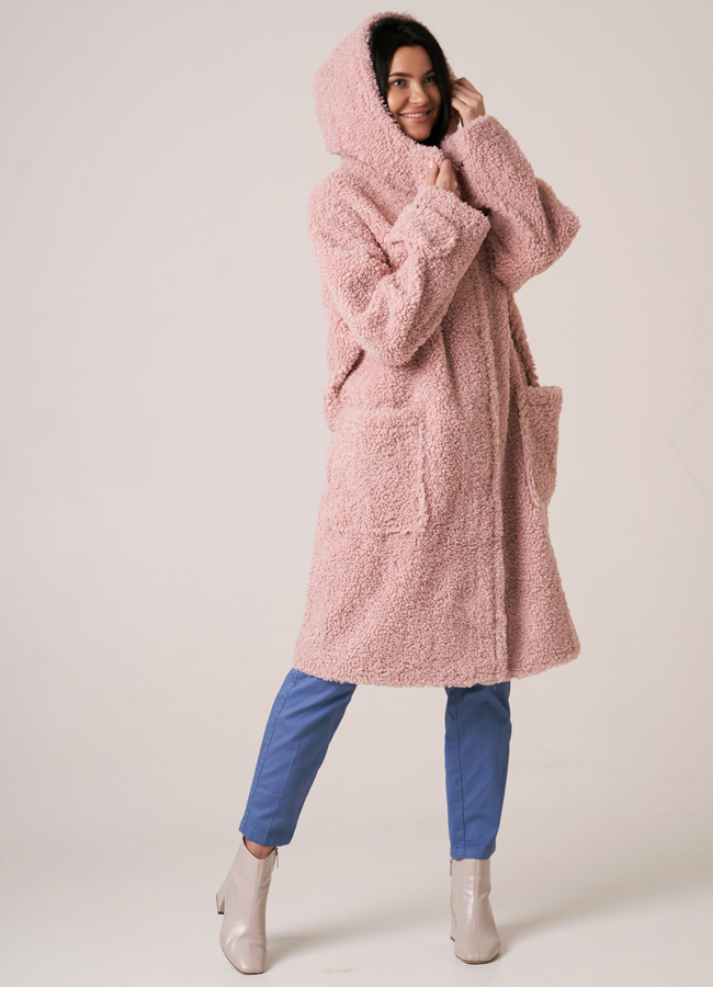 Шуба из овечьей шерсти розового цвета с капюшоном модель № 23243 меха малина