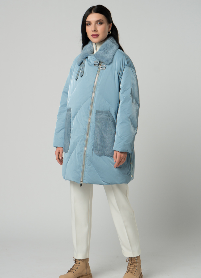 фото Женский пуховик голубого цвета с отделкой из норки модель № 21861