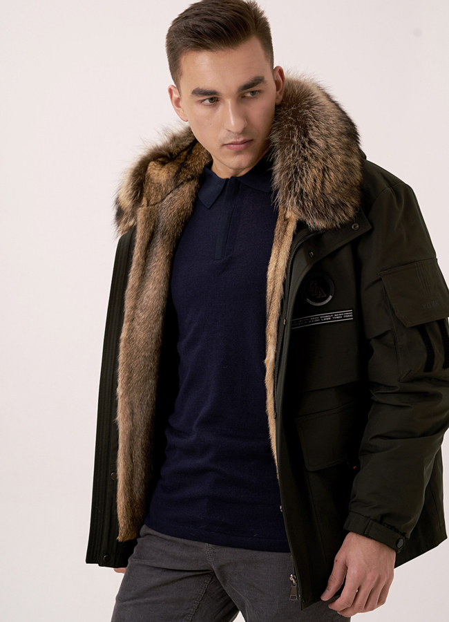 фото Парка с отделкой из енота модель № 387