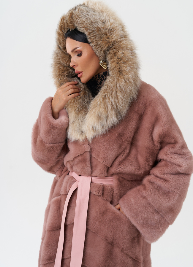 Норковая шуба с капюшоном из меха рыси модель № 28127 универмаг малина