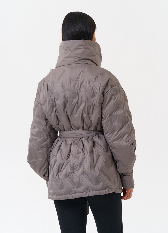 Женская куртка с объемным воротником модель № 29902 универмаг малина