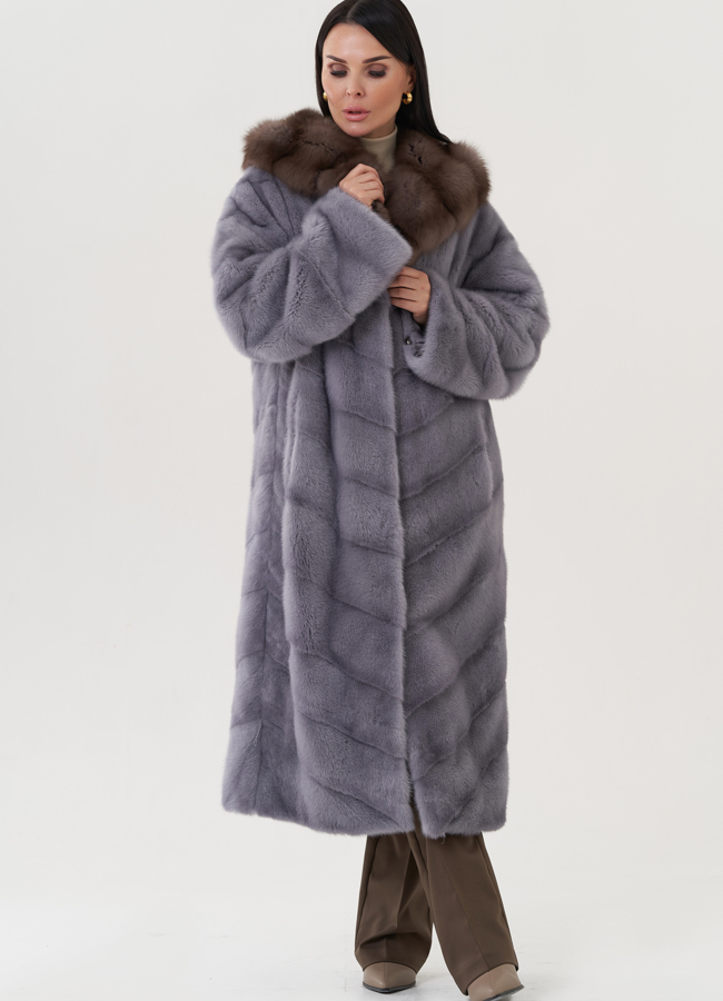 Шуба из норки с капюшоном из куницы  модель № 25300 универмаг малина