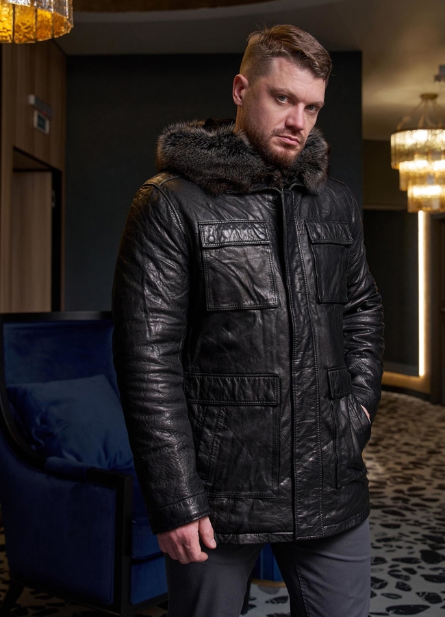 фото Пуховик из натуральной кожи с мехом енота модель № 28073 фото Пуховик из натуральной кожи с мехом енота модель № 28073