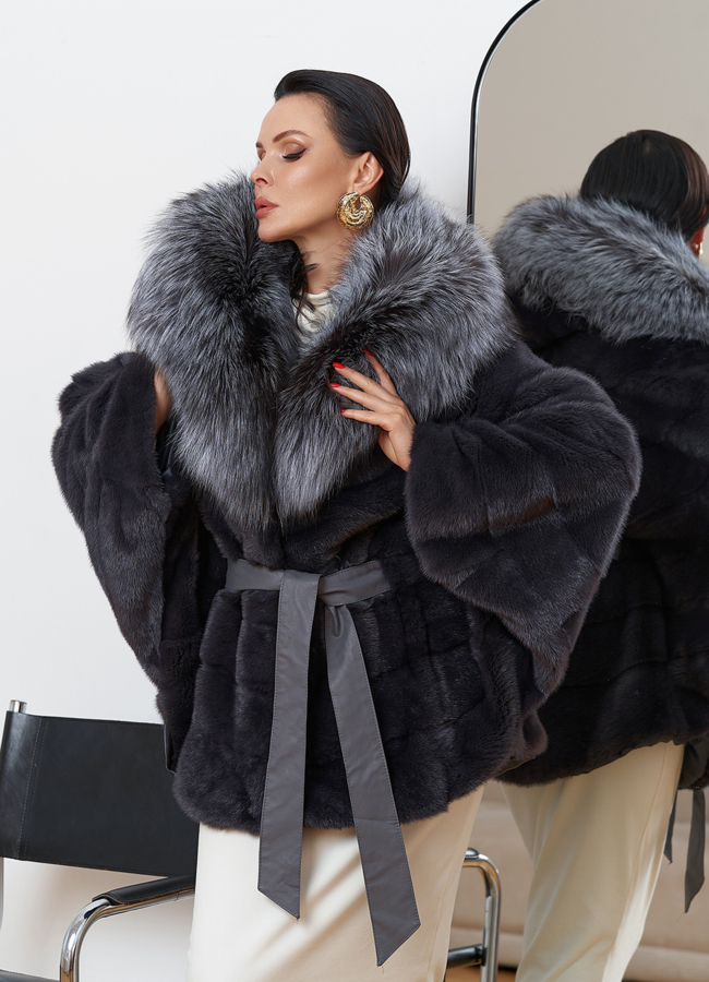 Шуба из норки с капюшоном из меха чернобурки модель № 29260 универмаг малина