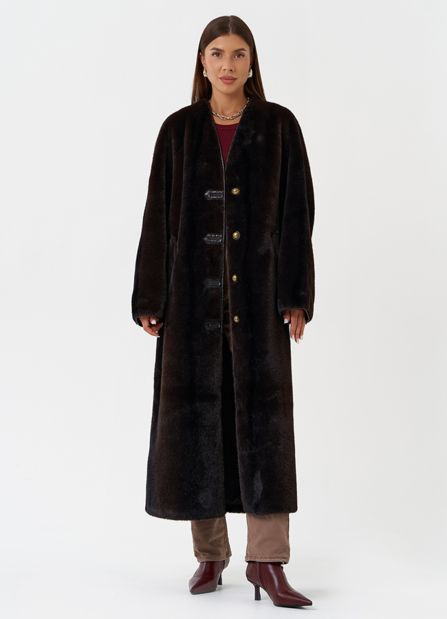 Пальто из эко меха с принтом деграде модель № 28547 универмаг малина