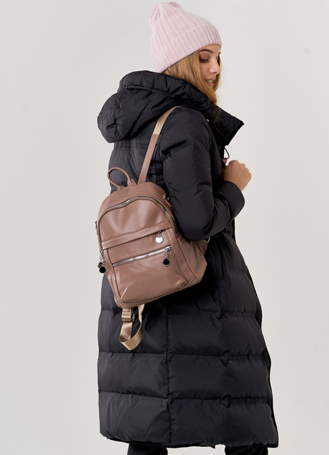 фото Рюкзак женский бежевого цвета модель № M-1